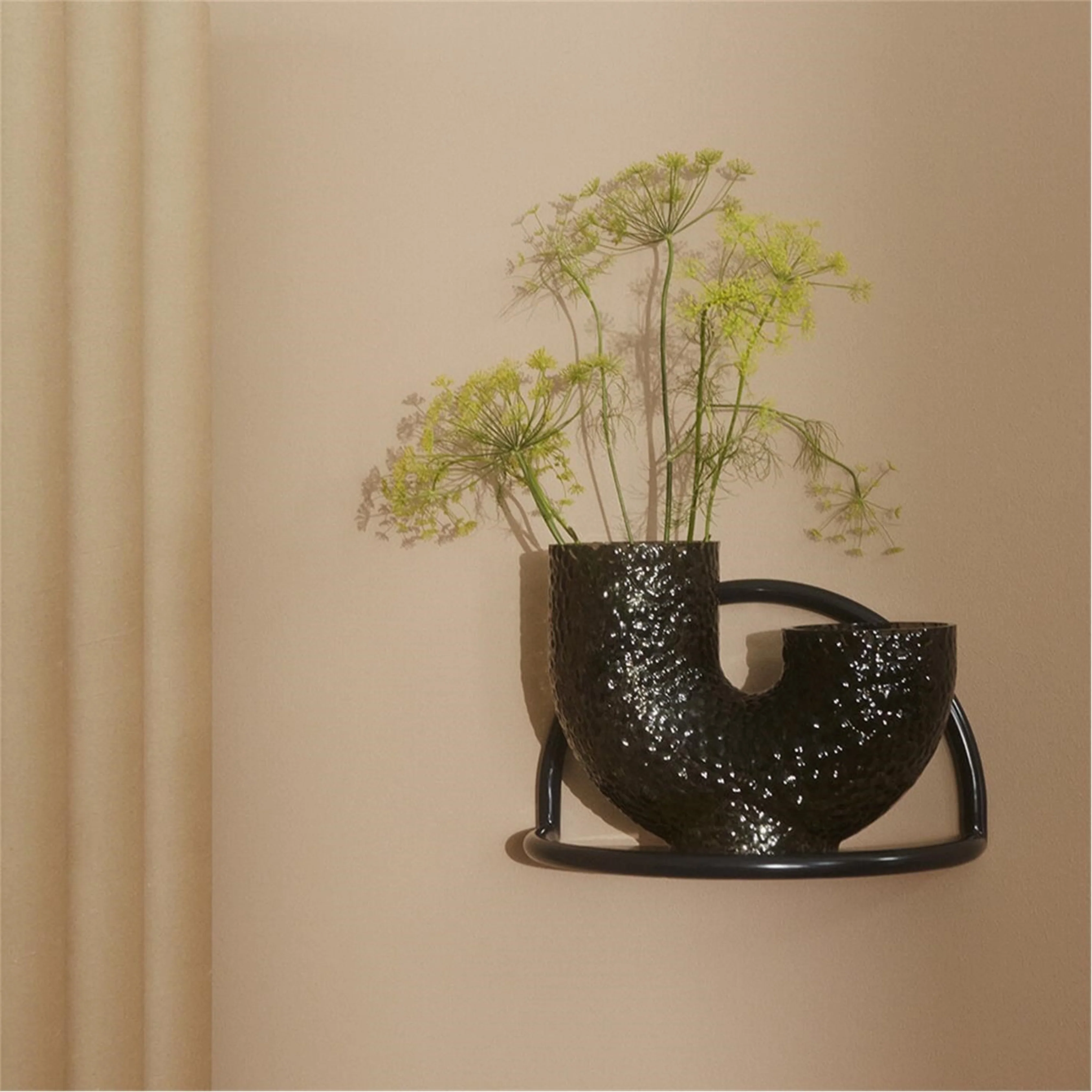 Arura Black Medium Vase - Image 2