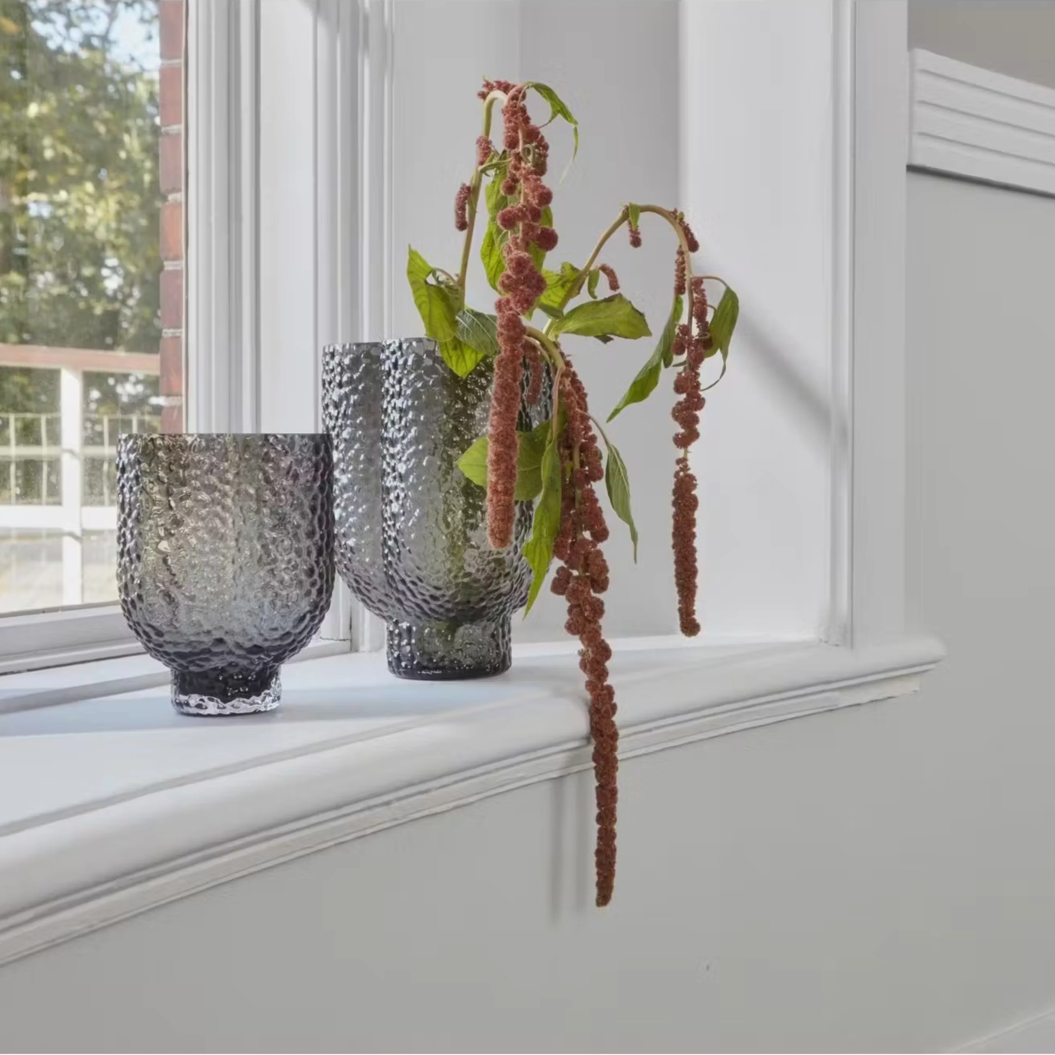 Arura Trio Black Small Vase - Image 3