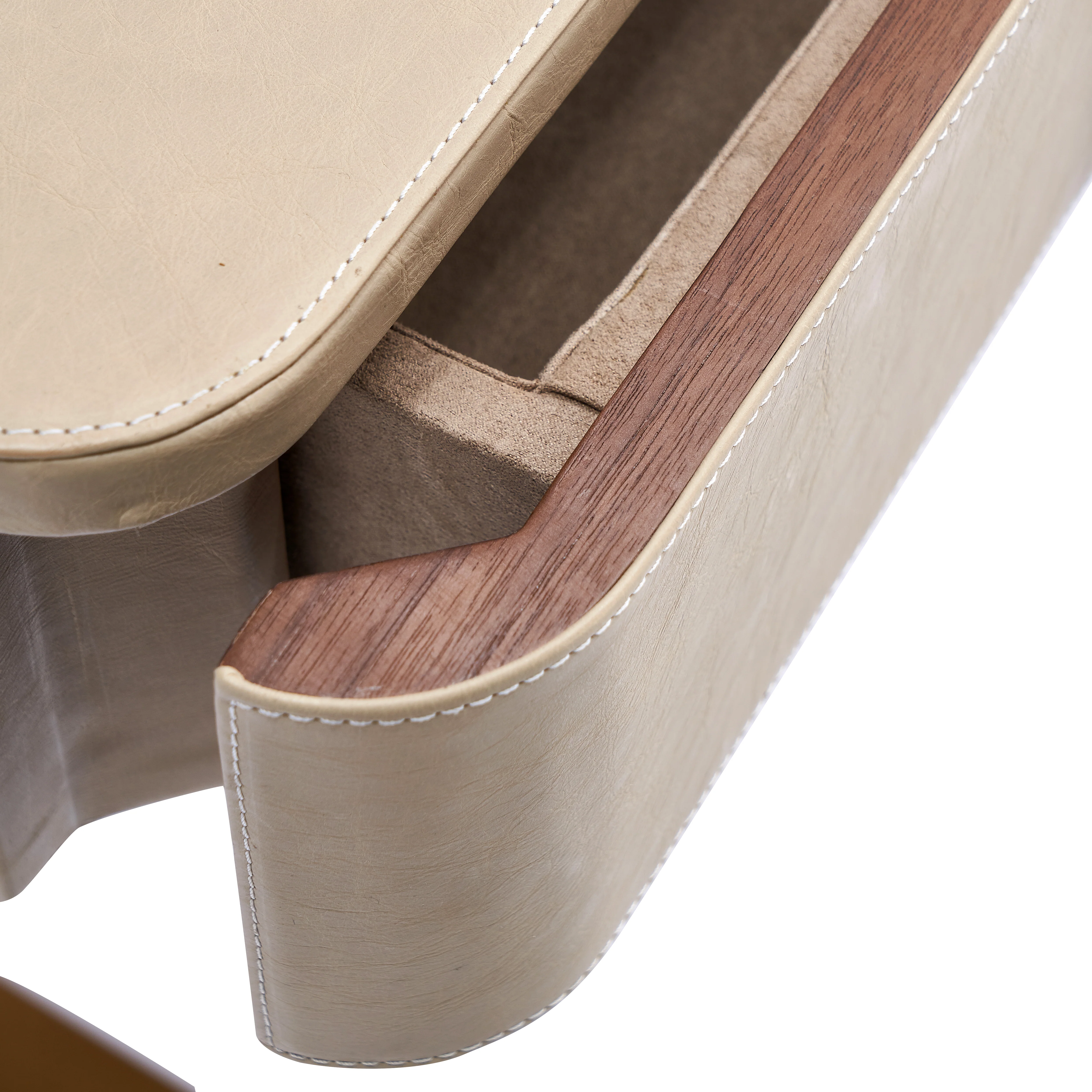 Flamour Leather Dresser - Image 12