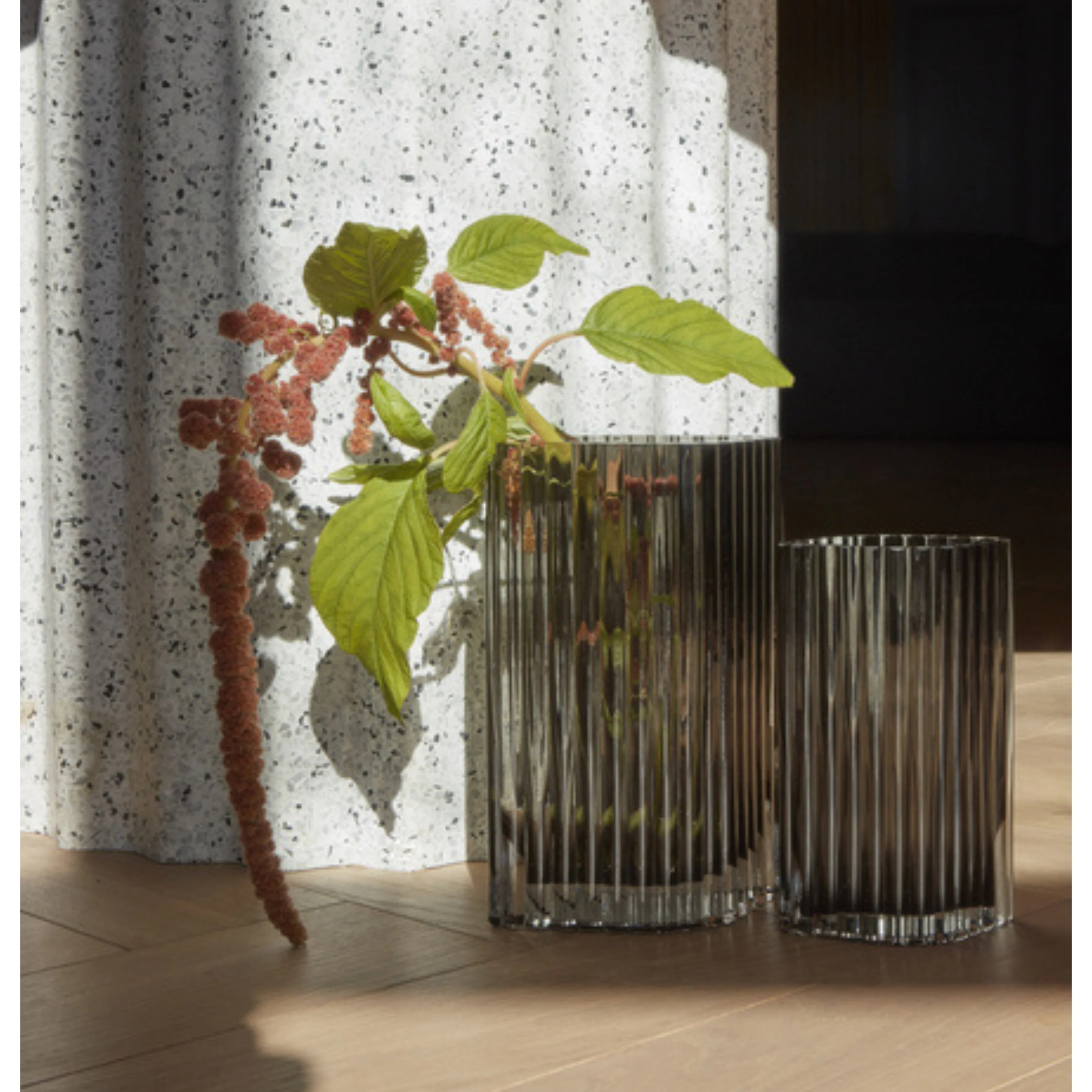 Folium Black Large Vase - Image 2