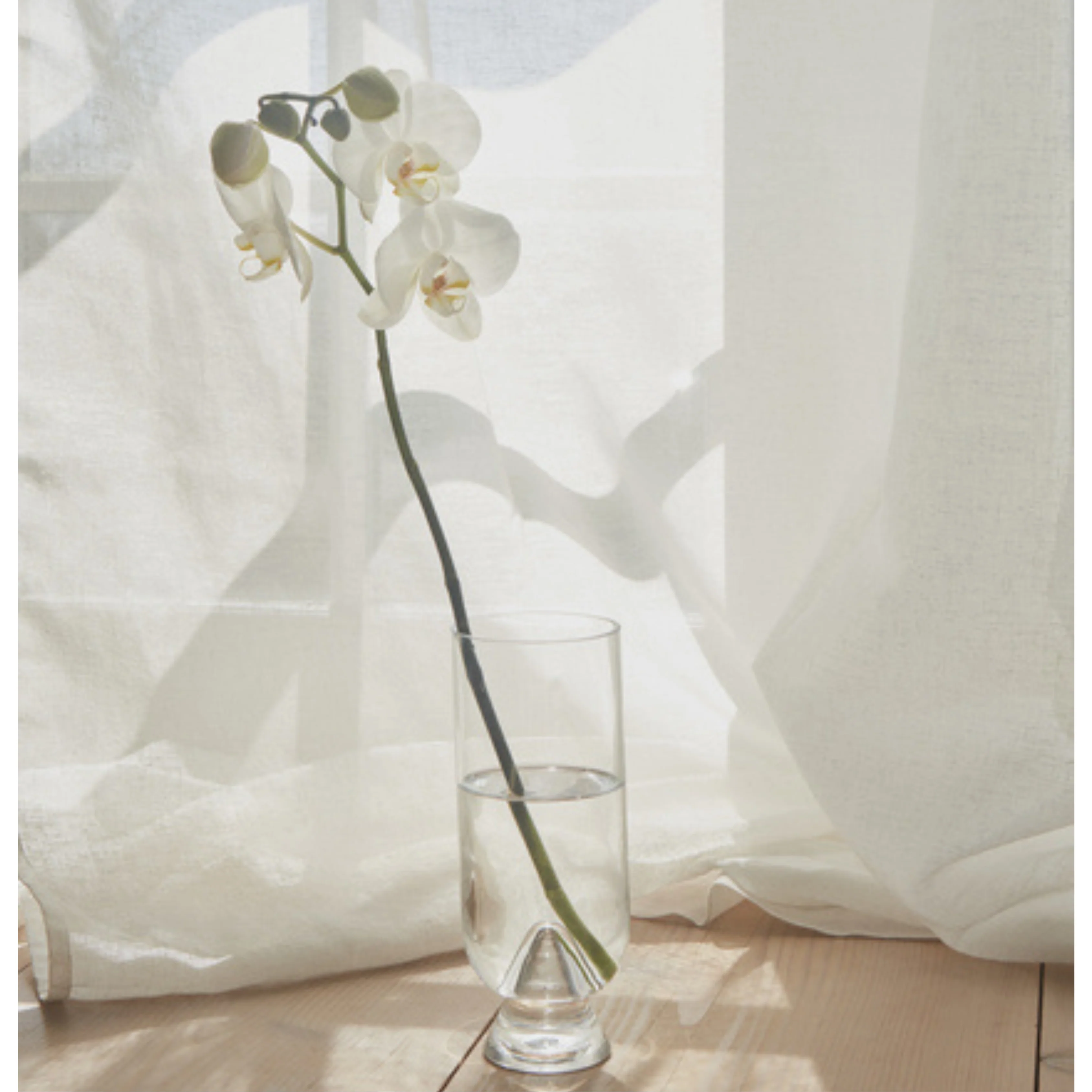 Glacies Clear Medium Vase - Image 2