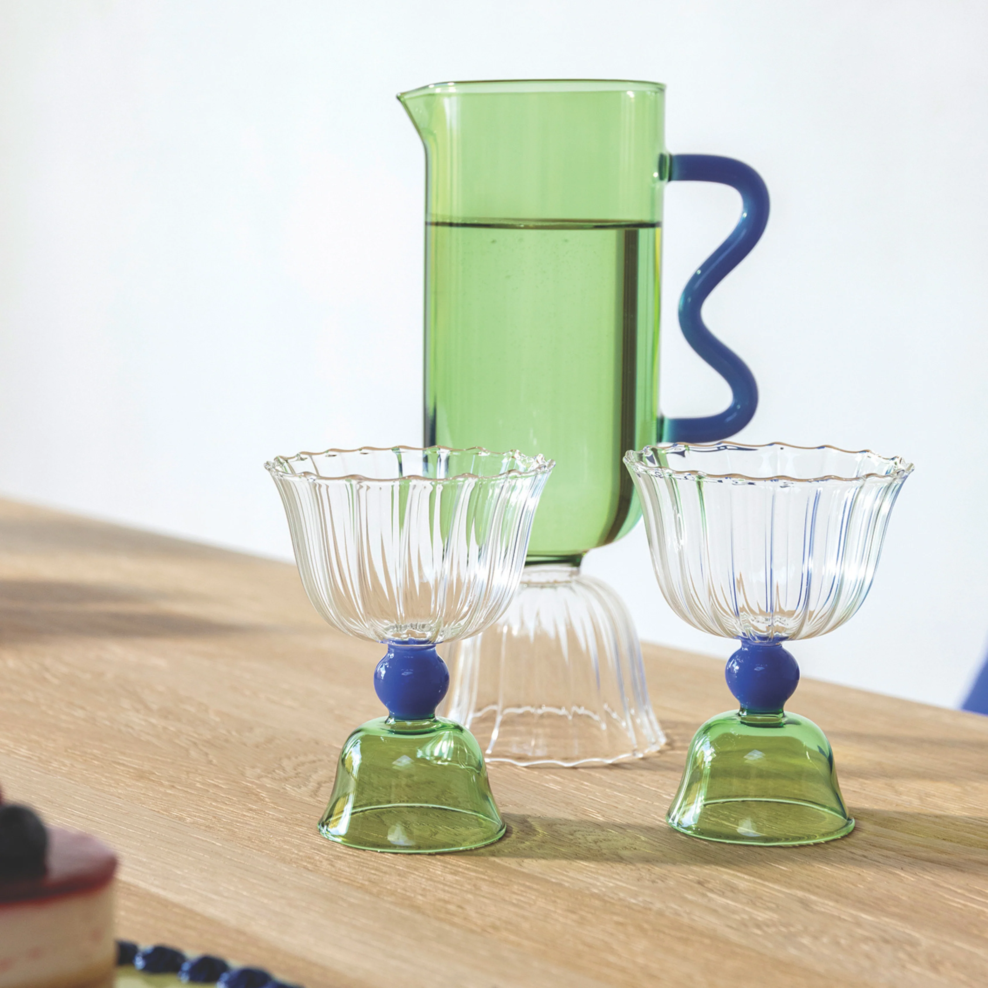 Tulip Glass Green set of 2 - Image 2