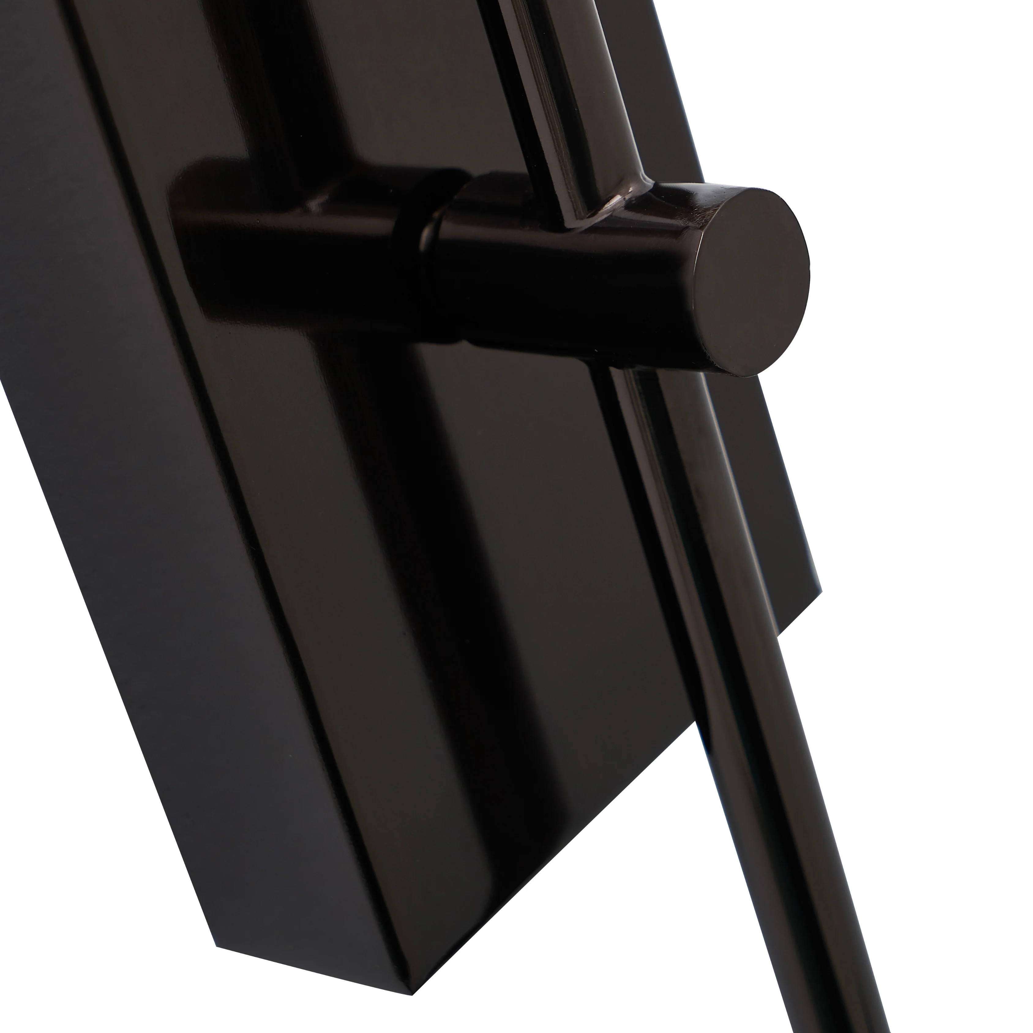 Kallen Wall Lamp - Image 6