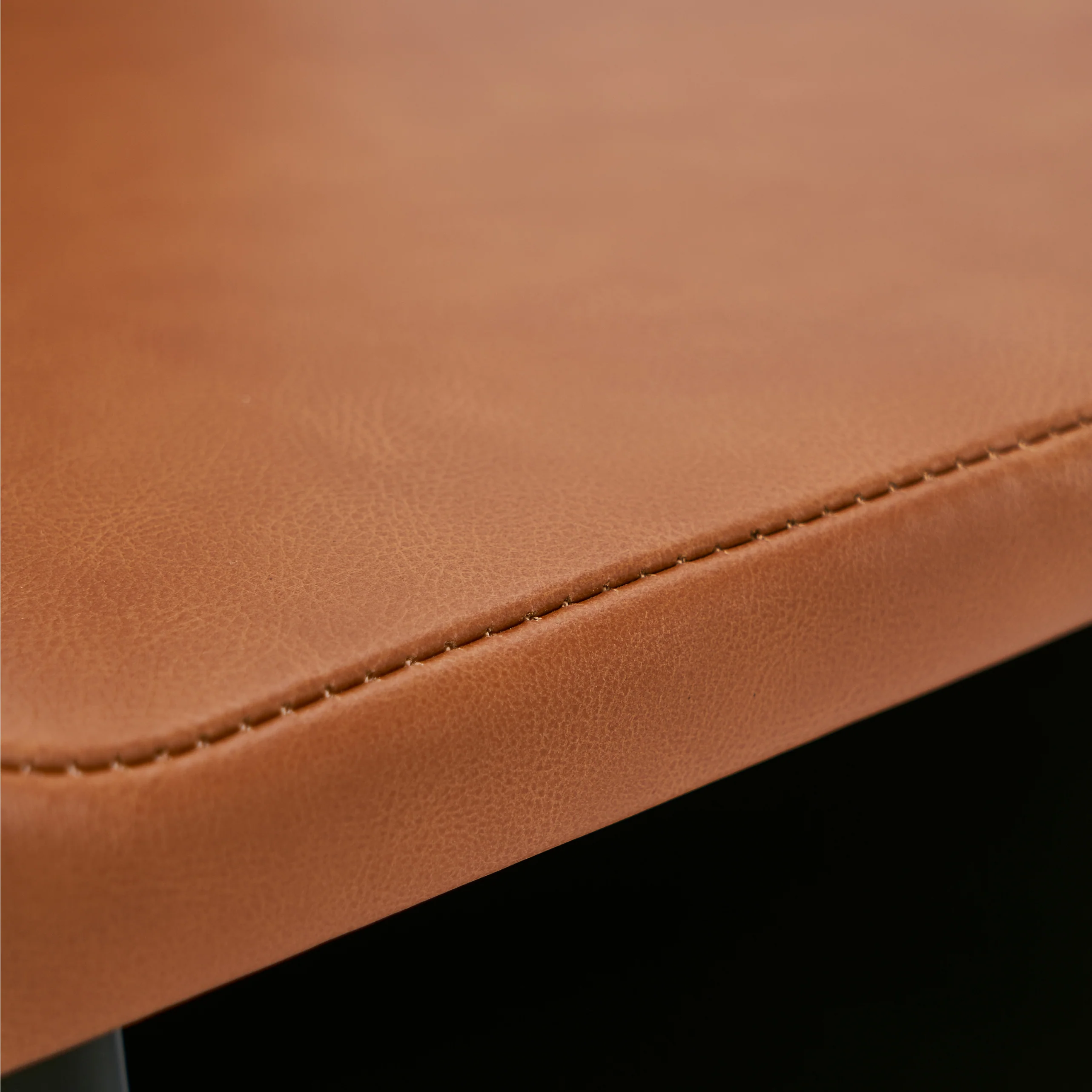 Mabili Dining Chair - Image 3