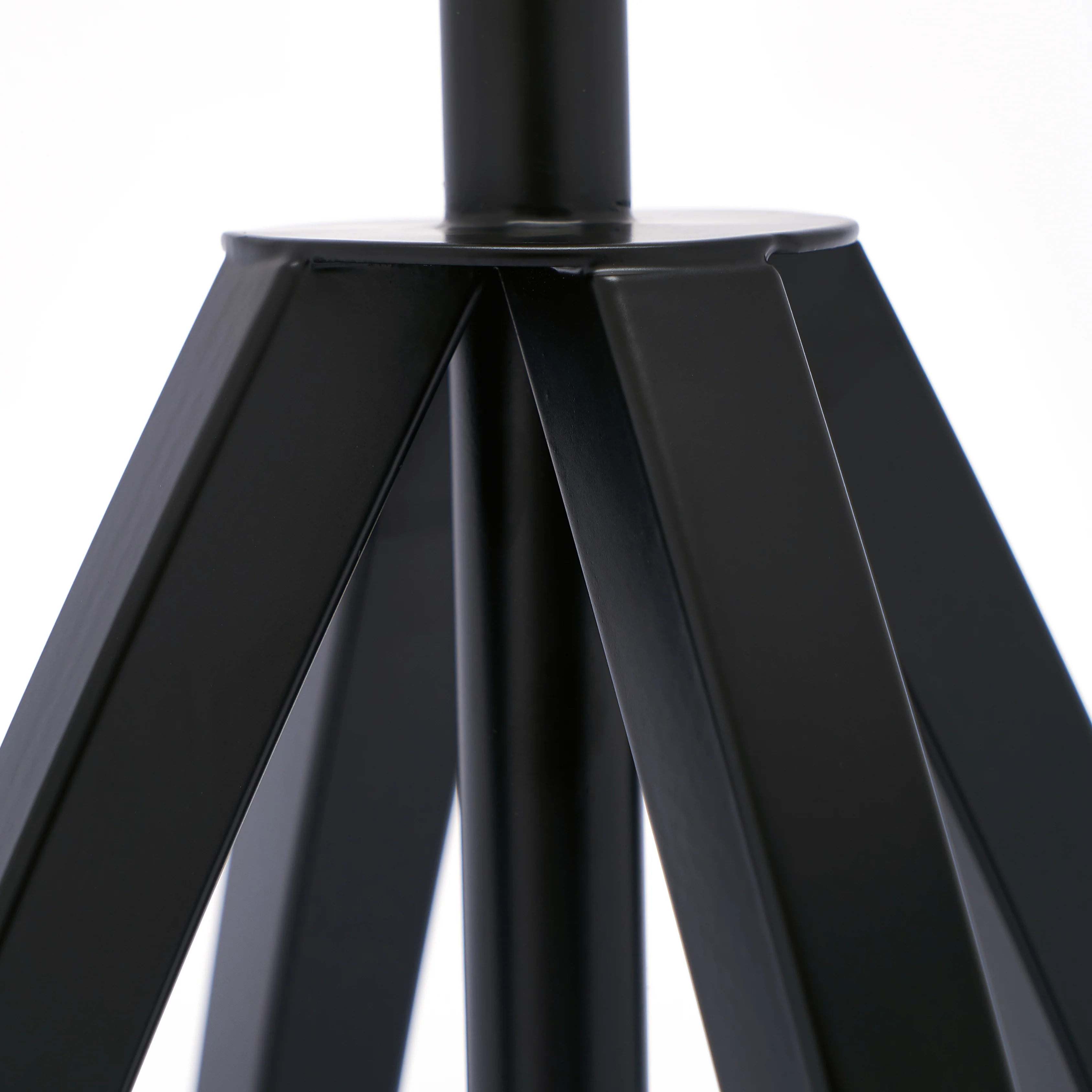 Selin Table Lamp - Image 5