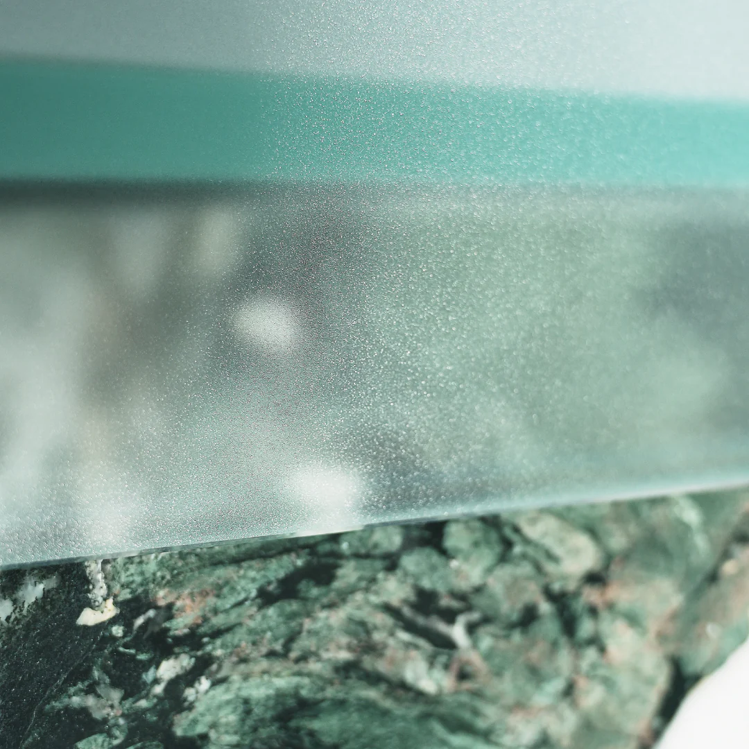 Taihu Modern Cabinet with 10mm Ultra Clear Glass - Image 11