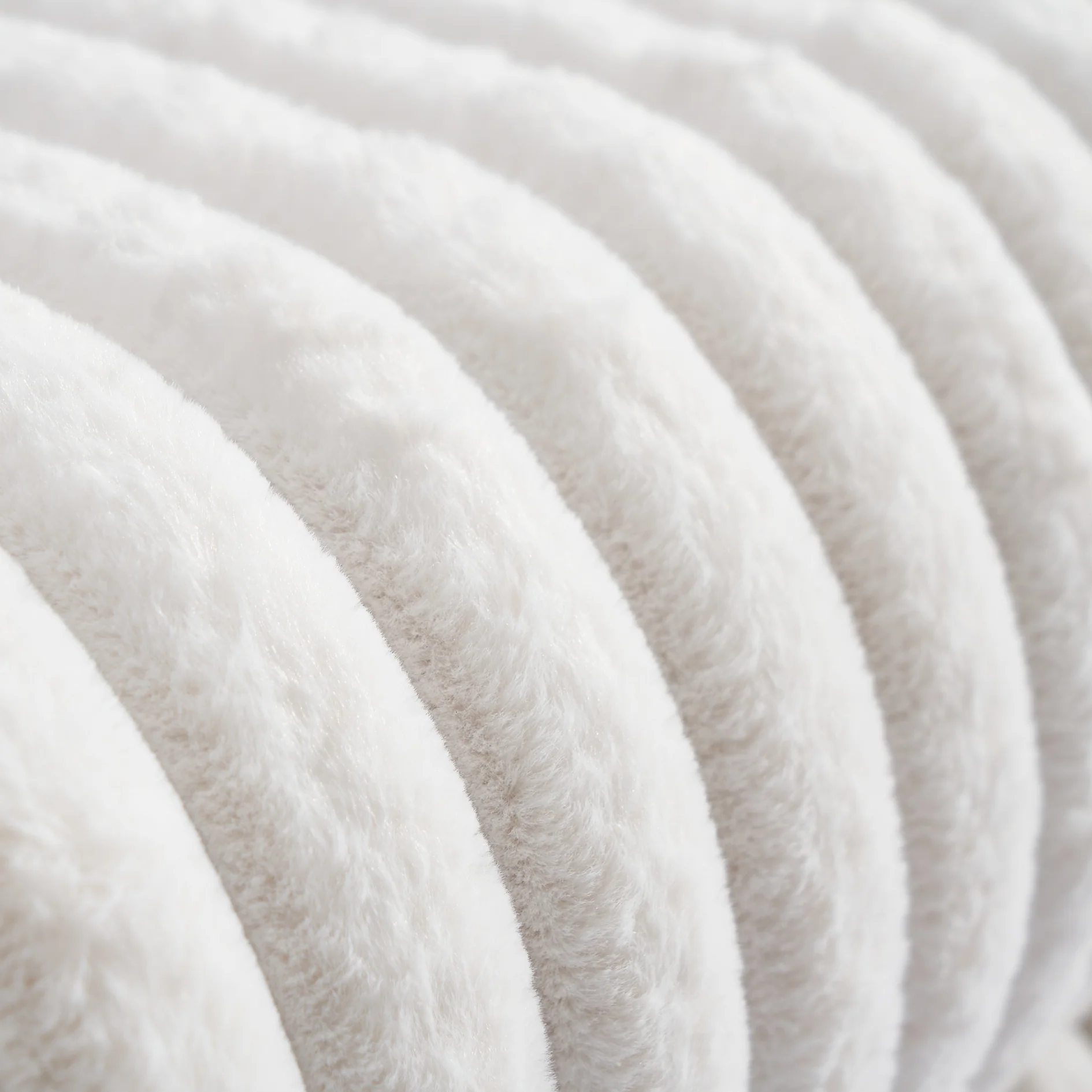 Terran Pouf - Image 7