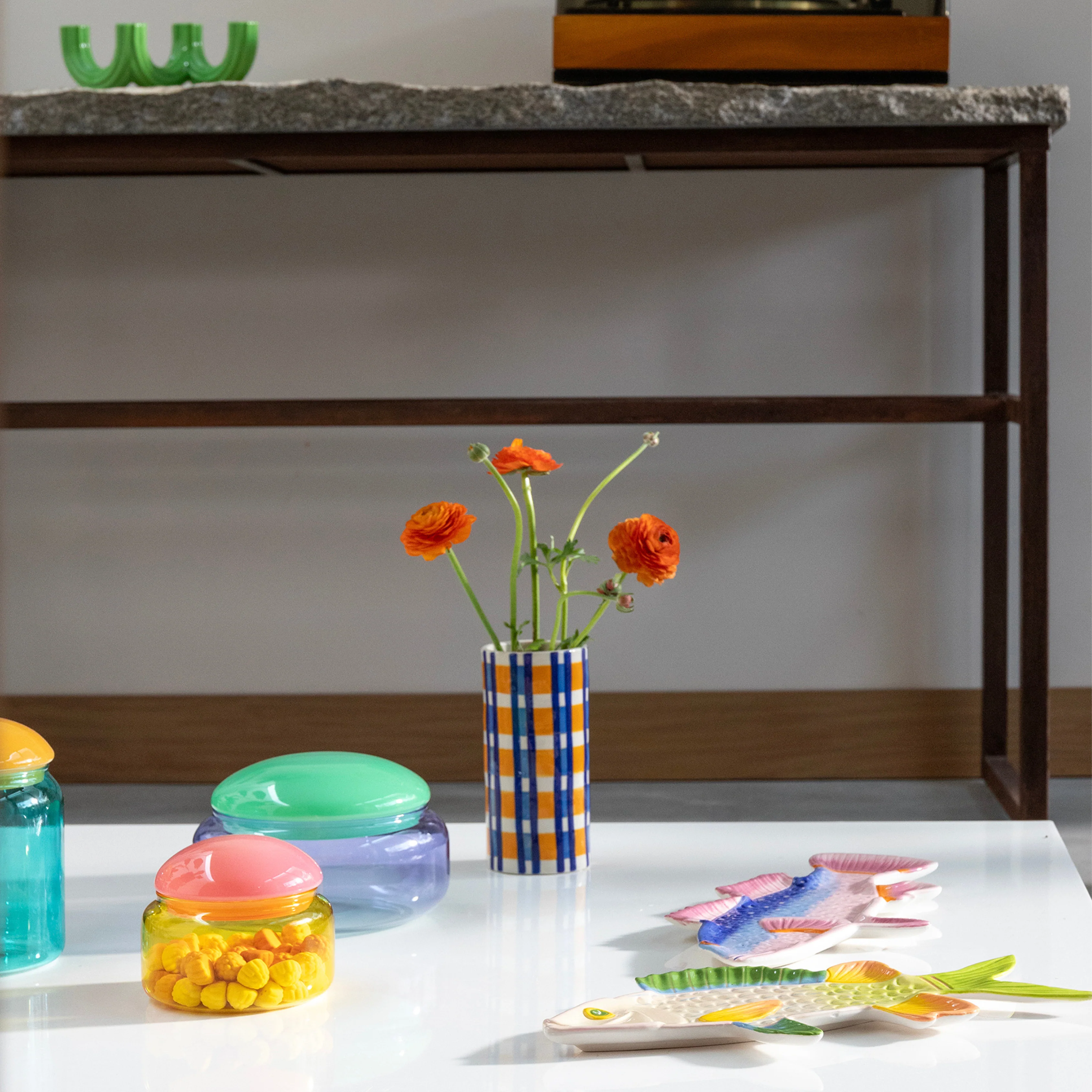 Clash Check Vase - Image 3